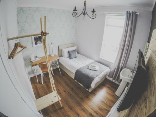 Bed & Breakfast Antique House