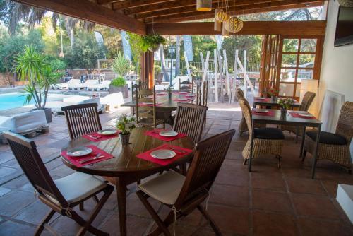 Aparthotel �cora Ibiza