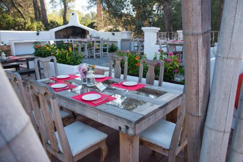 Aparthotel �cora Ibiza