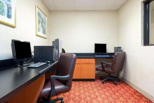 Hotel Wingate By Wyndham Montgomery