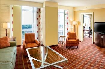 Renaissance Montgomery Hotel & Spa At The Convention Center