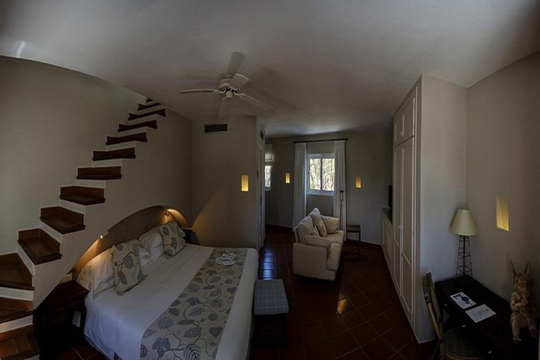 Hostal Mikasa Agua Amarga & Spa