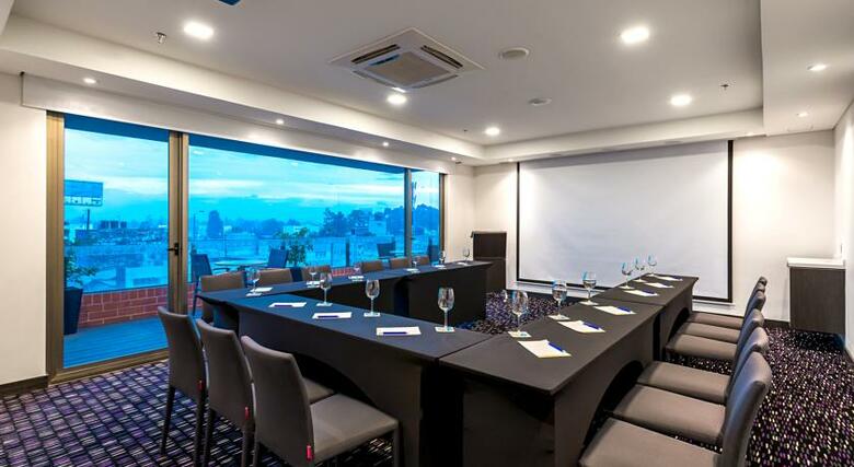 Hotel NH Bogot� Urban 26 Royal