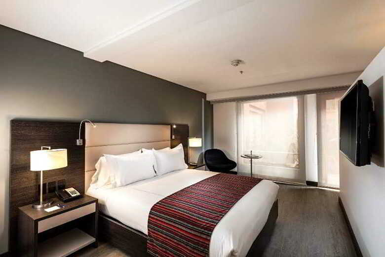 Hotel NH Bogot� Urban 26 Royal
