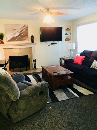 Hotel Anchorage Uptown Suites
