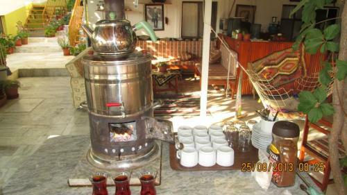 Hostal Zeybek 1 Pension