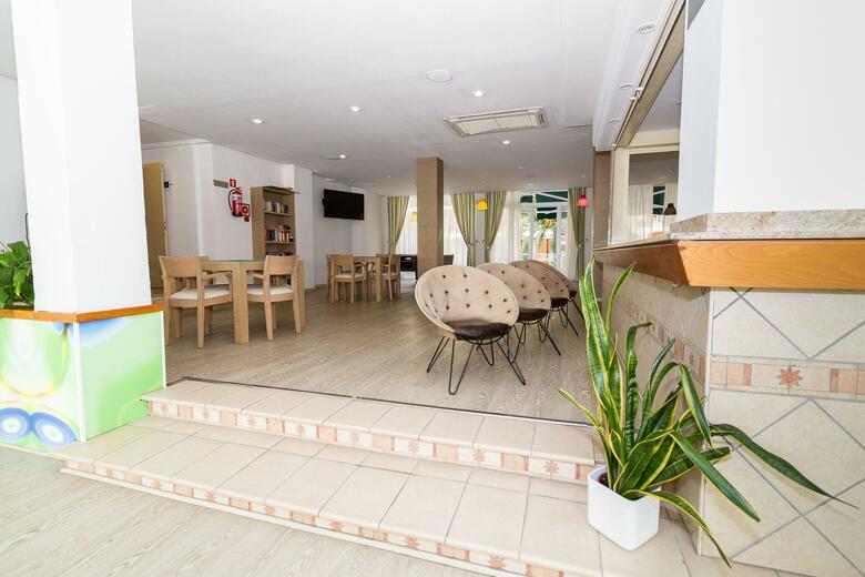Eix Alcudia Hotel - S�lo Adultos