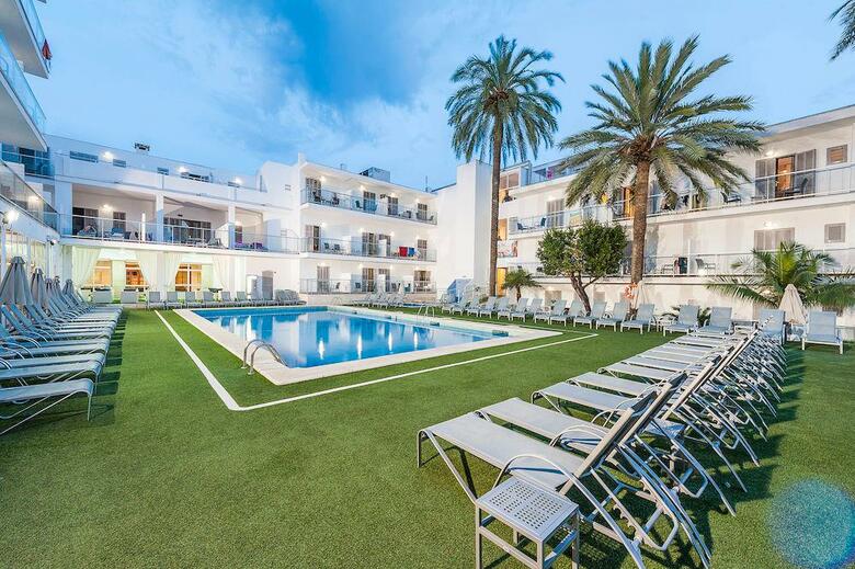 Eix Alcudia Hotel - S�lo Adultos