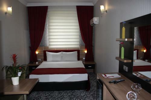 Plaza Hotel Izmir