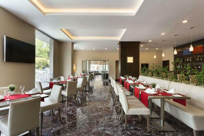 Hotel Ramada Plaza Izmir