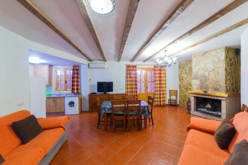 Agroturismo Casas Rurales Ribera Del J�car