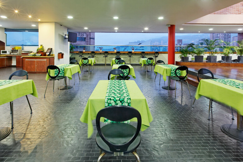 Hotel Holiday Inn Express & Suites Medellin