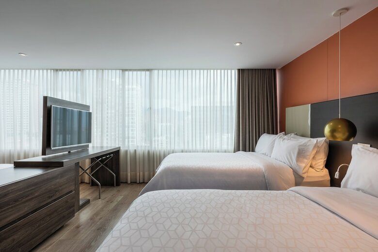 Hotel Holiday Inn Express & Suites Medellin