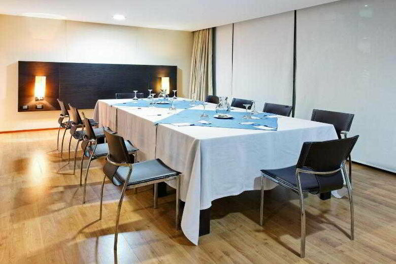 Hotel Holiday Inn Express & Suites Medellin