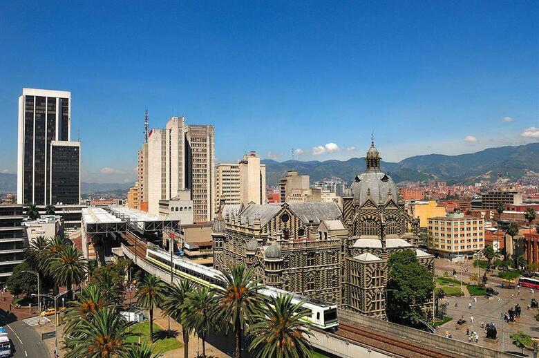 Hotel Holiday Inn Express & Suites Medellin