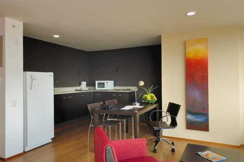 Hotel Holiday Inn Express & Suites Medellin