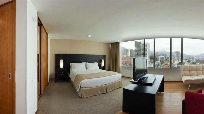 Hotel Holiday Inn Express & Suites Medellin
