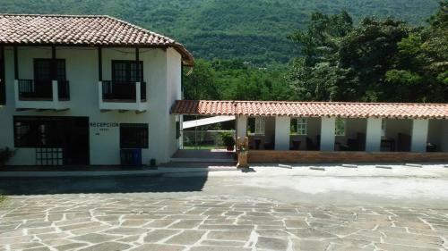 Hotel Campestre La Ribera Del Fonce