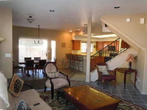 Phoenix Townhouse