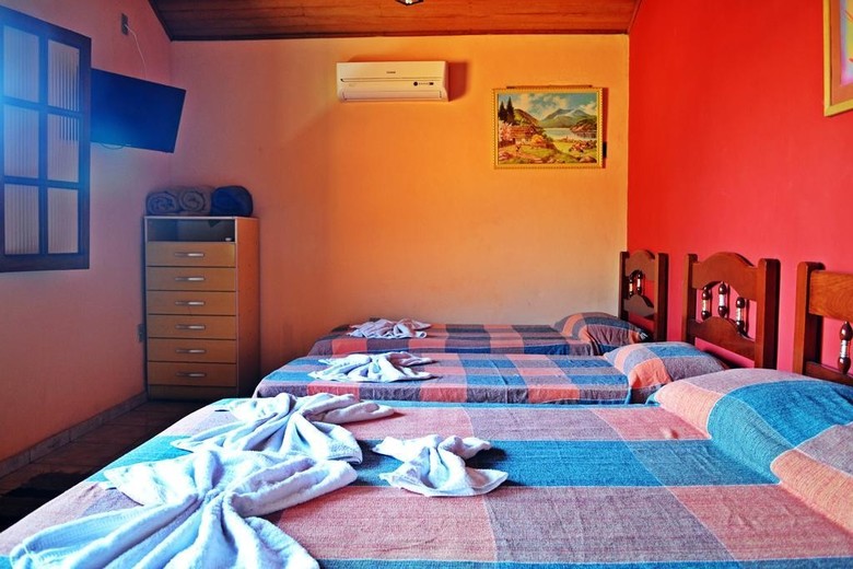 Hostal Dante Suites