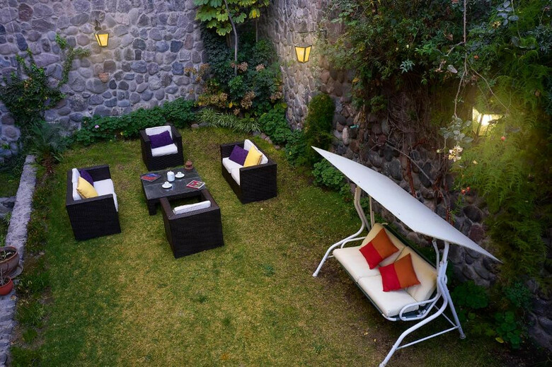 Hotel Los Tambos Colonial