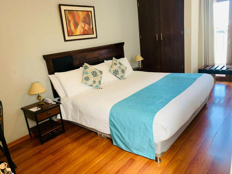 Hotel Los Tambos Colonial