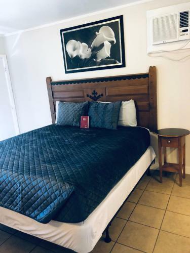 Pine View Motel
