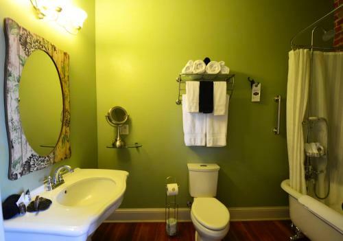 Grand Highland Hotel