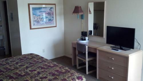 Heritage House Motel