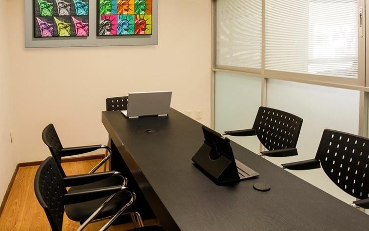 Aparthotel Capital Suites Luxury Residences & Offices