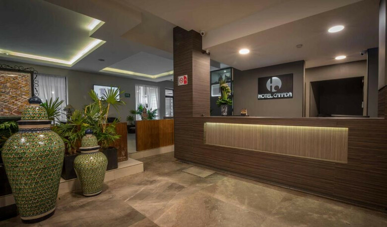 Hotel Canada