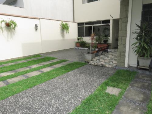 Hostal Miraflores Inn