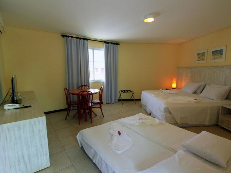 Hostal Farol De Itapu� Praia Hotel