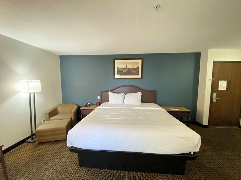 The Tombstone Grand Hotel