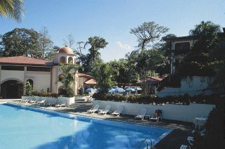 Hotel Occidental El Tucano (.)