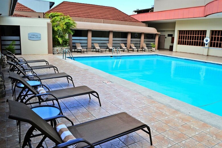 Hotel Crowne Plaza Corobici