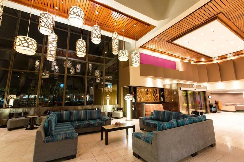 Hotel Crowne Plaza Corobici