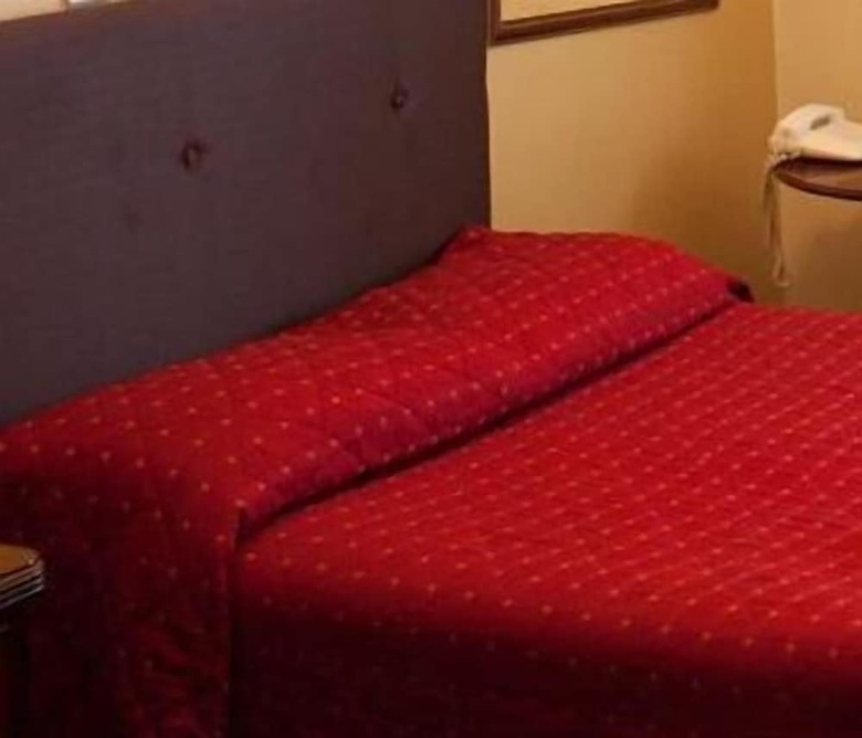 Rose Court Hotel