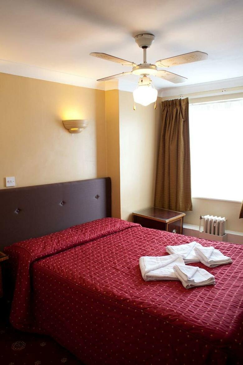 Rose Court Hotel
