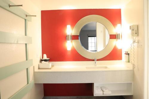 Motel University Inn