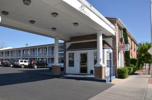 Motel University Inn