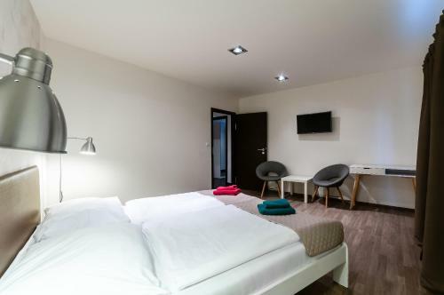 Vv Hotel