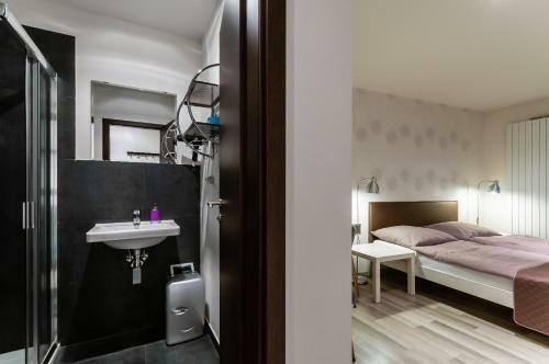 Vv Hotel