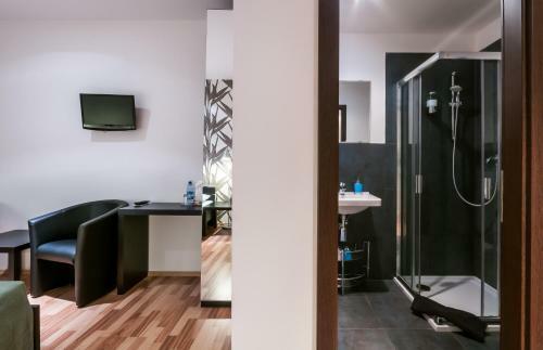 Vv Hotel