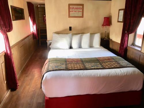 The Canyon Motel & Rv Park
