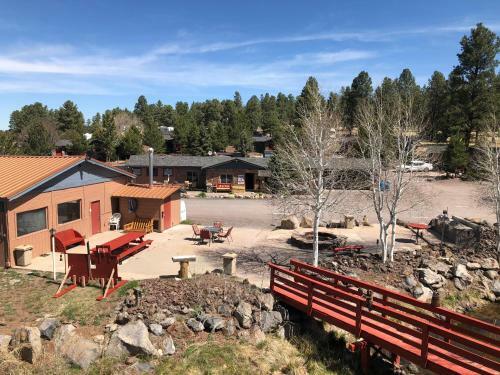 The Canyon Motel & Rv Park