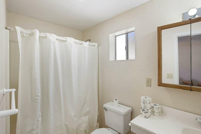 Posada Arizona Inn & Suites