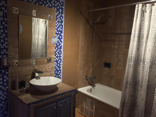 Lodge Caba�as Elquimista
