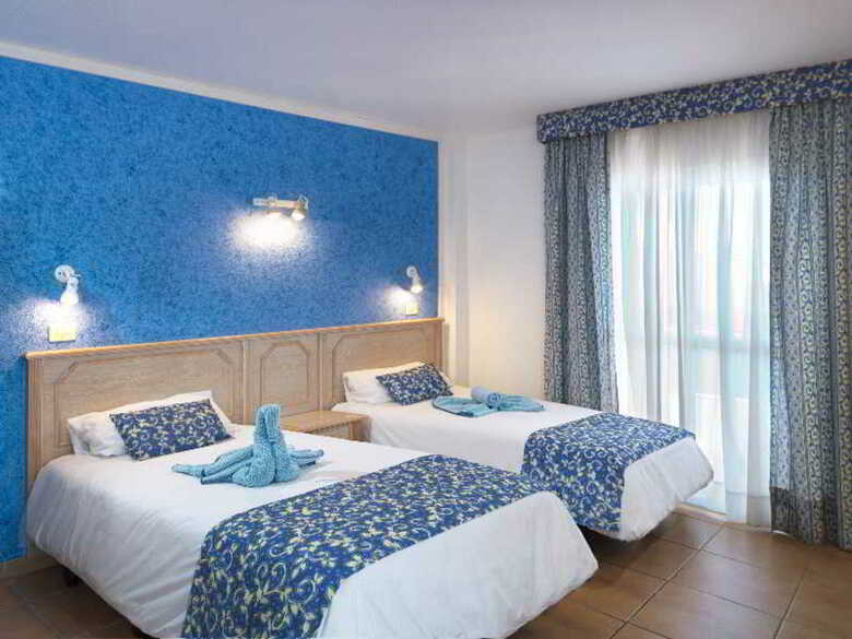 Oro Blanco Apartments