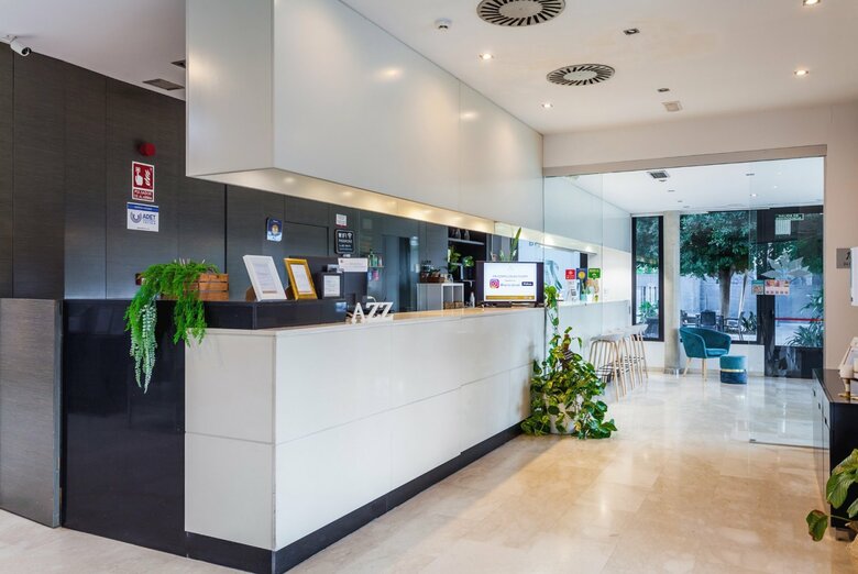 Azz Valencia T�ctica Hotel
